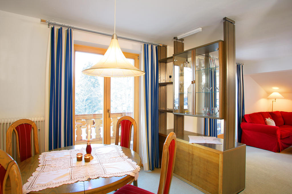 Der Muhlberghof Aparthotel Ellmau Phòng bức ảnh